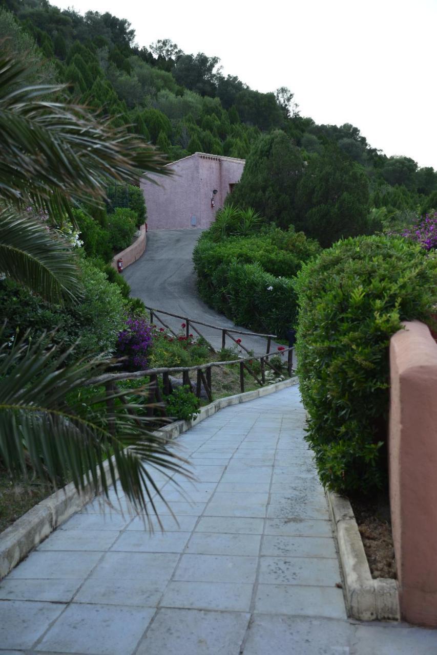 Sosventos Village Hotel Teulada Luaran gambar
