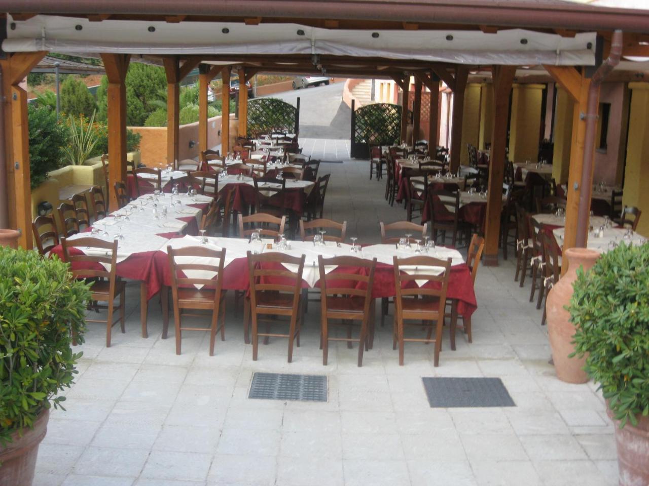 Sosventos Village Hotel Teulada Luaran gambar
