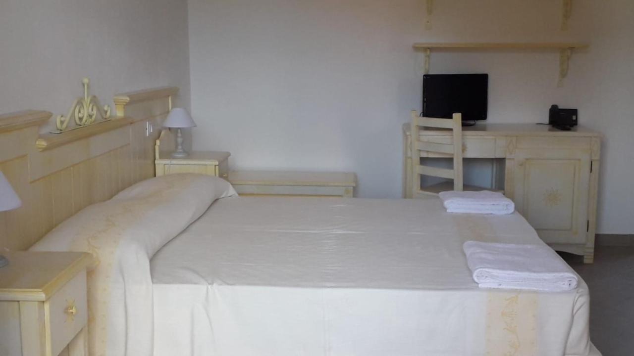 Sosventos Village Hotel Teulada Luaran gambar